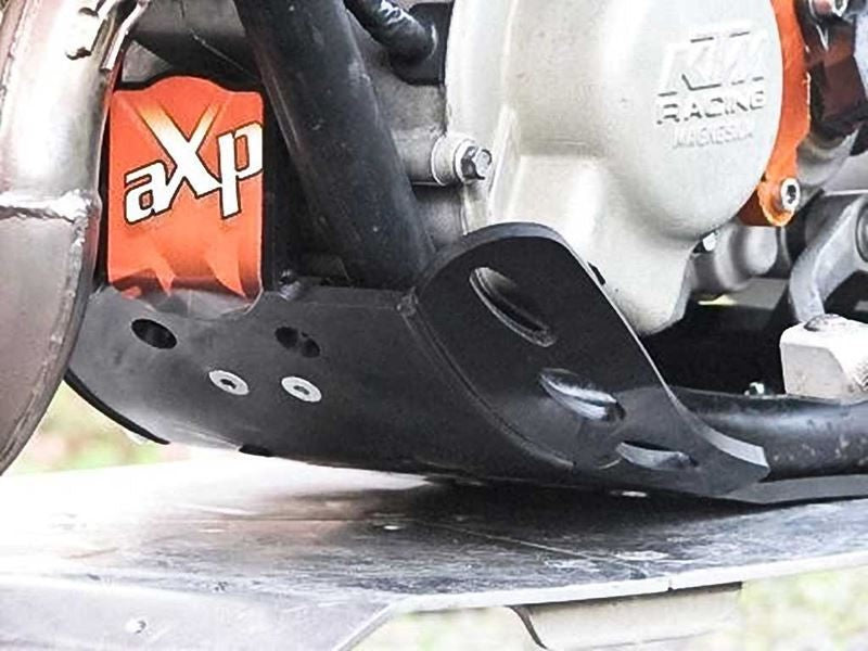 AXP-Racing / エーエックスピーレーシング スキッドプレート PHD 6mm - ブラック | AX1051