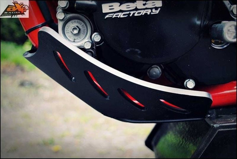 AXP-Racing / エーエックスピーレーシング スキッドプレート PHD 6mm - ブラック | AX1315