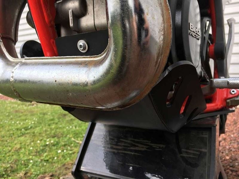 AXP-Racing / エーエックスピーレーシング スキッドプレート PHD 6mm - ブラック | AX1396