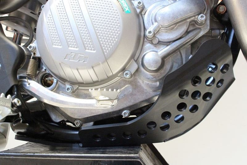 AXP-Racing / エーエックスピーレーシング スキッドプレート PHD 6mm - ブラック | AX1500