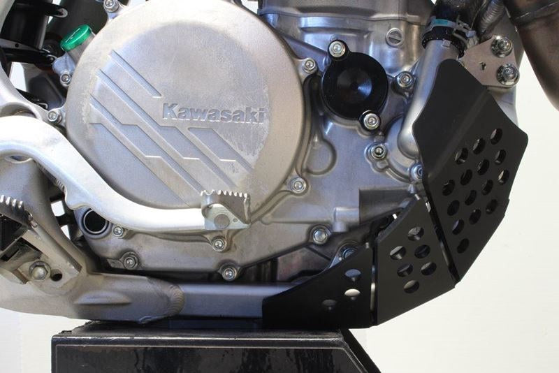 AXP-Racing / エーエックスピーレーシング スキッドプレート PHD 6mm - ブラック | AX1517