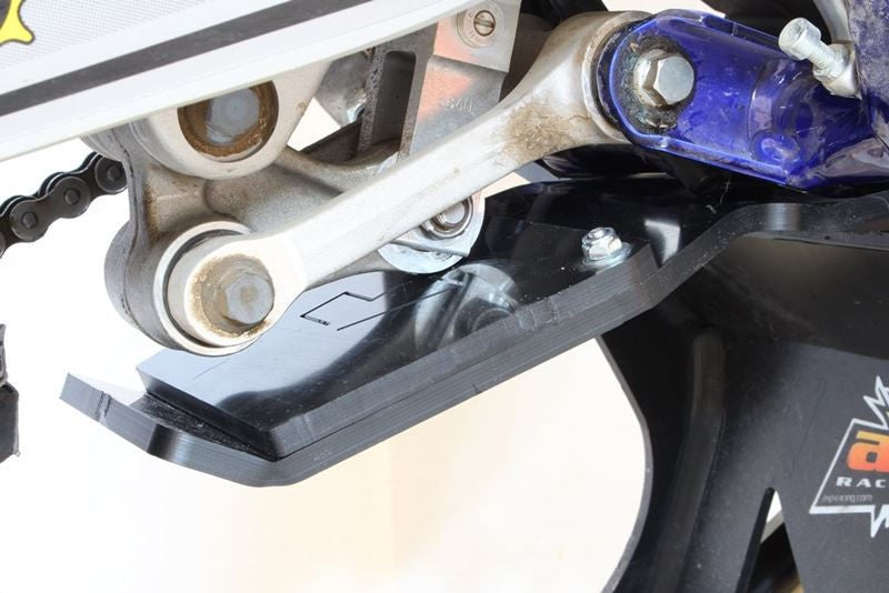 AXP-Racing / エーエックスピーレーシング Xtrem HDPE スキッドプレート - ブラック | AX1536