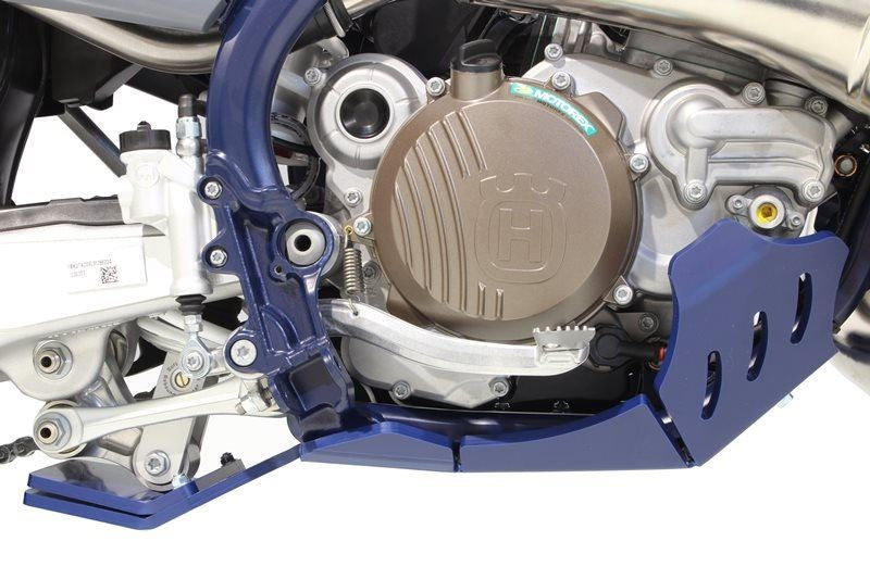 AXP-Racing / エーエックスピーレーシング Xtrem HDPE スキッドプレート - ブラック | AX1571