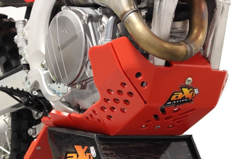 AXP-Racing / エーエックスピーレーシング Xtrem HDPE スキッドプレート - Red | AX1581