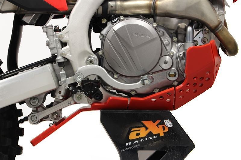 AXP-Racing / エーエックスピーレーシング Xtrem HDPE スキッドプレート - Red | AX1581