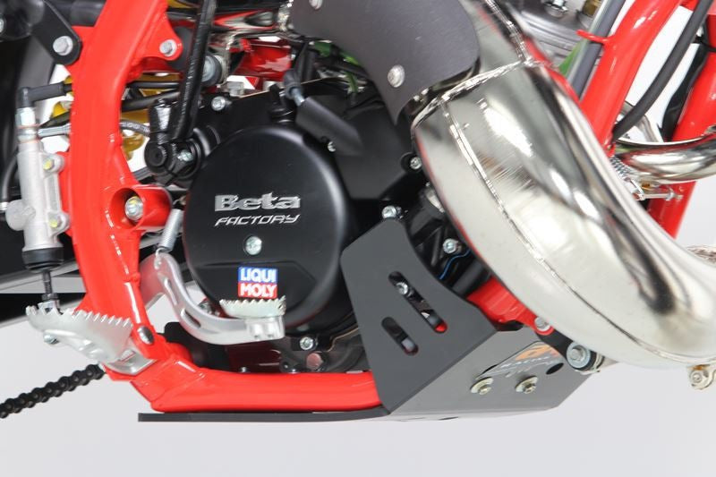 AXP-Racing / エーエックスピーレーシング スキッドプレート PHD 6mm - ブラック | AX1596