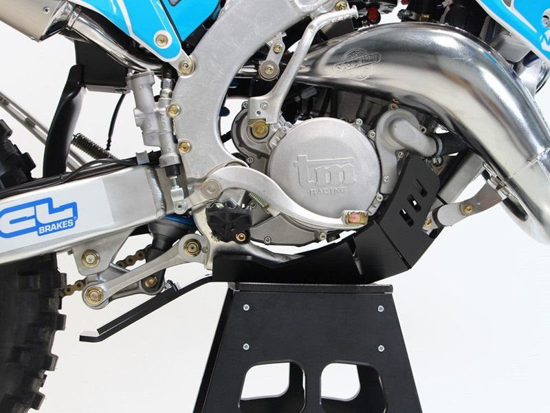 AXP-Racing / エーエックスピーレーシング Xtrem HDPE スキッドプレート - ブラック | AX1629