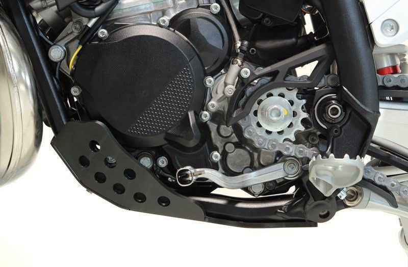 AXP-Racing / エーエックスピーレーシング スキッドプレート PHD 6mm - ブラック | AX1639