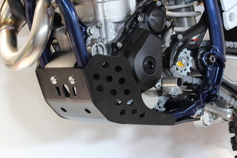 AXP-Racing / エーエックスピーレーシング スキッドプレート PHD 6mm - ブラック | AX1658