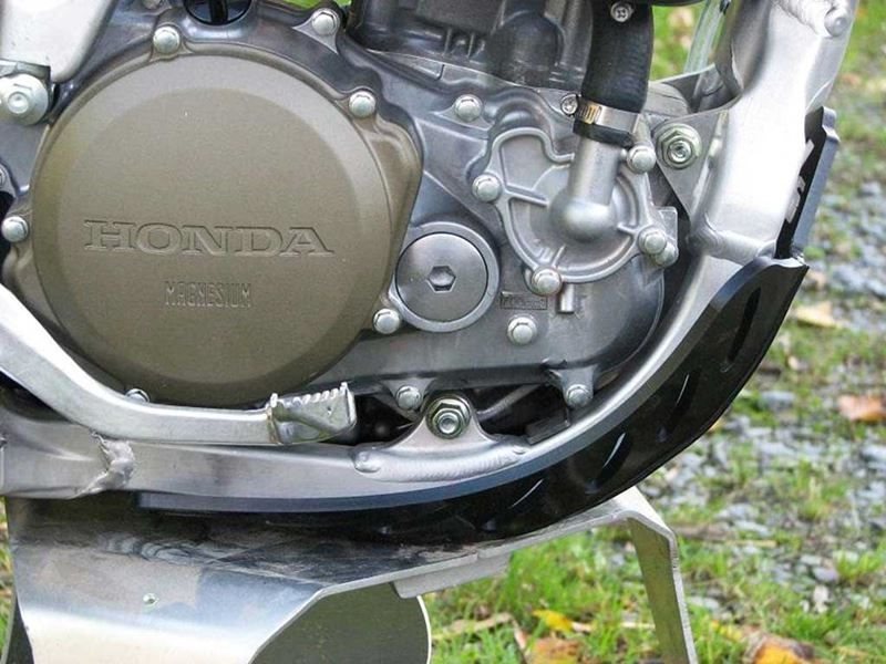 AXP-Racing / エーエックスピーレーシング スキッドプレート PHD 6mm - ブラック | AX6068