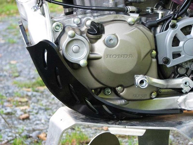 AXP-Racing / エーエックスピーレーシング スキッドプレート PHD 6mm - ブラック | AX6068