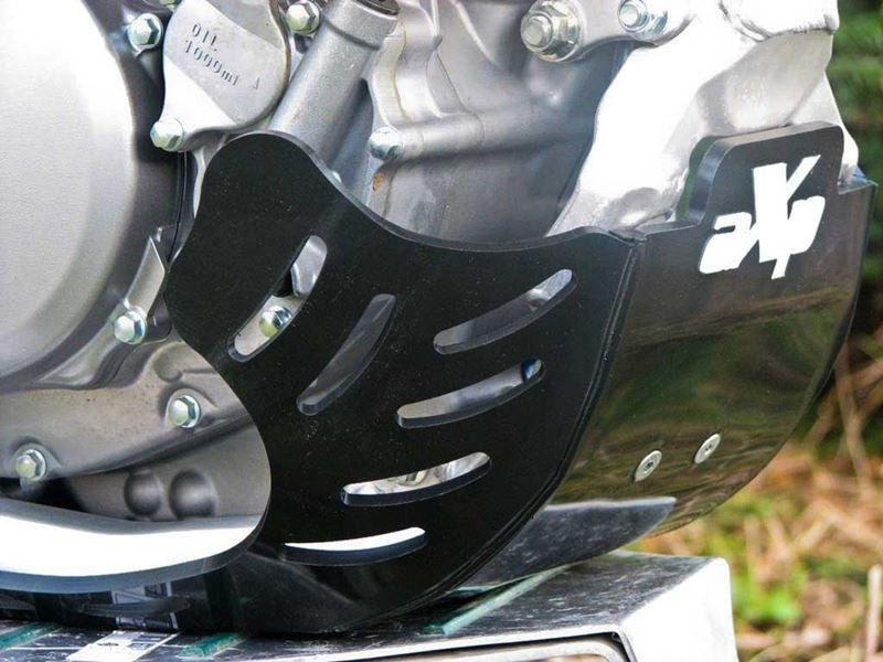 AXP-Racing / エーエックスピーレーシング スキッドプレート PHD 6mm - ブラック | AX6089