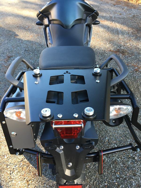 トップケース(トップラック付、ブラック)