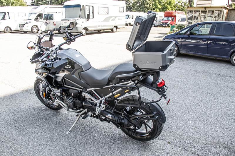 トップケース(トップマウント含む、未処理アルミニウム製)