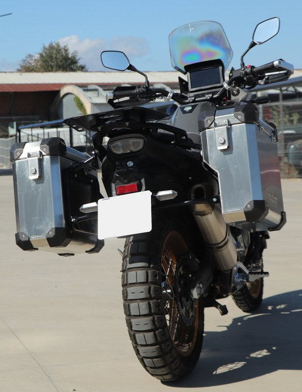 パニアシステム、未処理アルミニウム