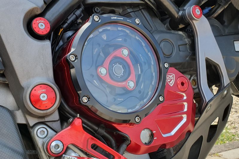 CNC Racing Clear cover oil bath clutch Ducati BICOLOR Red/Black | CA502RB