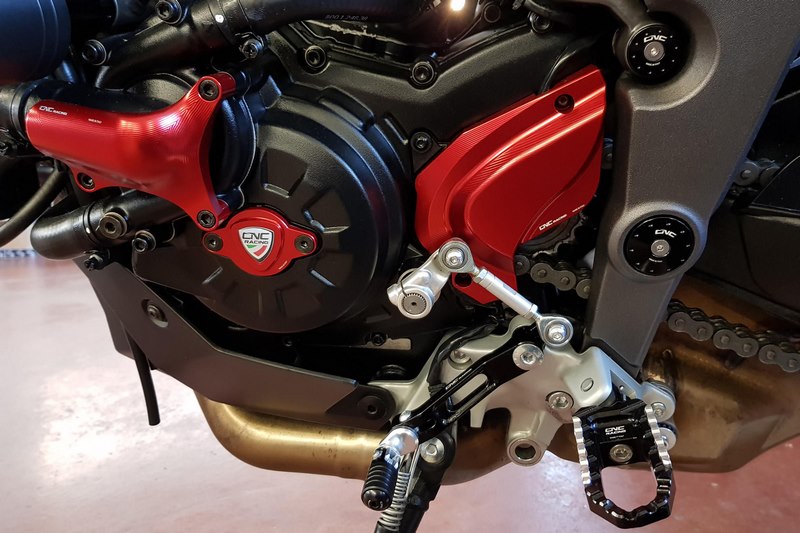 CNC Racing Front sprocket cover Ducati Multistrada 950 | CP169