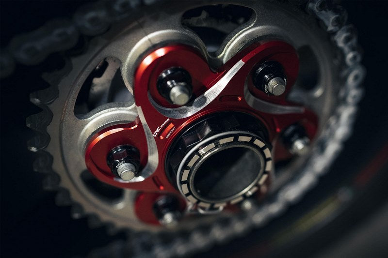 CNC Racing REAR SPROCKET FLANGE DUCATI BICOLOR Red/Silver | FL504RS