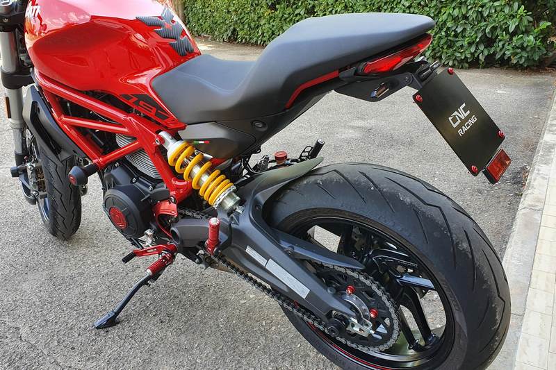 CNC Racing Adjustable license plate Ducati Monster / Supersport Black | PT152B