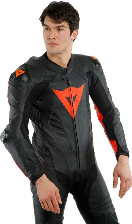 Dainese / ダイネーゼ LAGUNA SECA 5 1PC レザースーツ パーフォレーション ブラック/フルオレッド | 201513467-628
