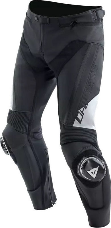 Dainese / ダイネーゼ DELTA 4 レザーパンツ ブラック/ホワイト | 2015500003-622
