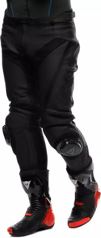Dainese / ダイネーゼ DELTA 4 PERF. レザーパンツ ブラック/ブラック | 2015500008-631