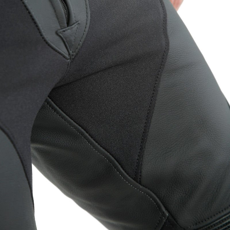 Dainese / ダイネーゼ PONY 3 S/T レザーパンツ マットブラック | 201553716-076