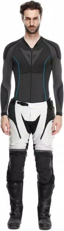 Dainese / ダイネーゼ SUPER ADVENTURE ABSOLUTESHELL パンツ ブラック/グレイシャーグレー/レッド | 2016700006-Y22
