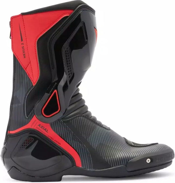 Dainese / ダイネーゼ NEXUS 2 ブーツ ブラック/LAVA レッド/IRON-GATE | 201795229-31J