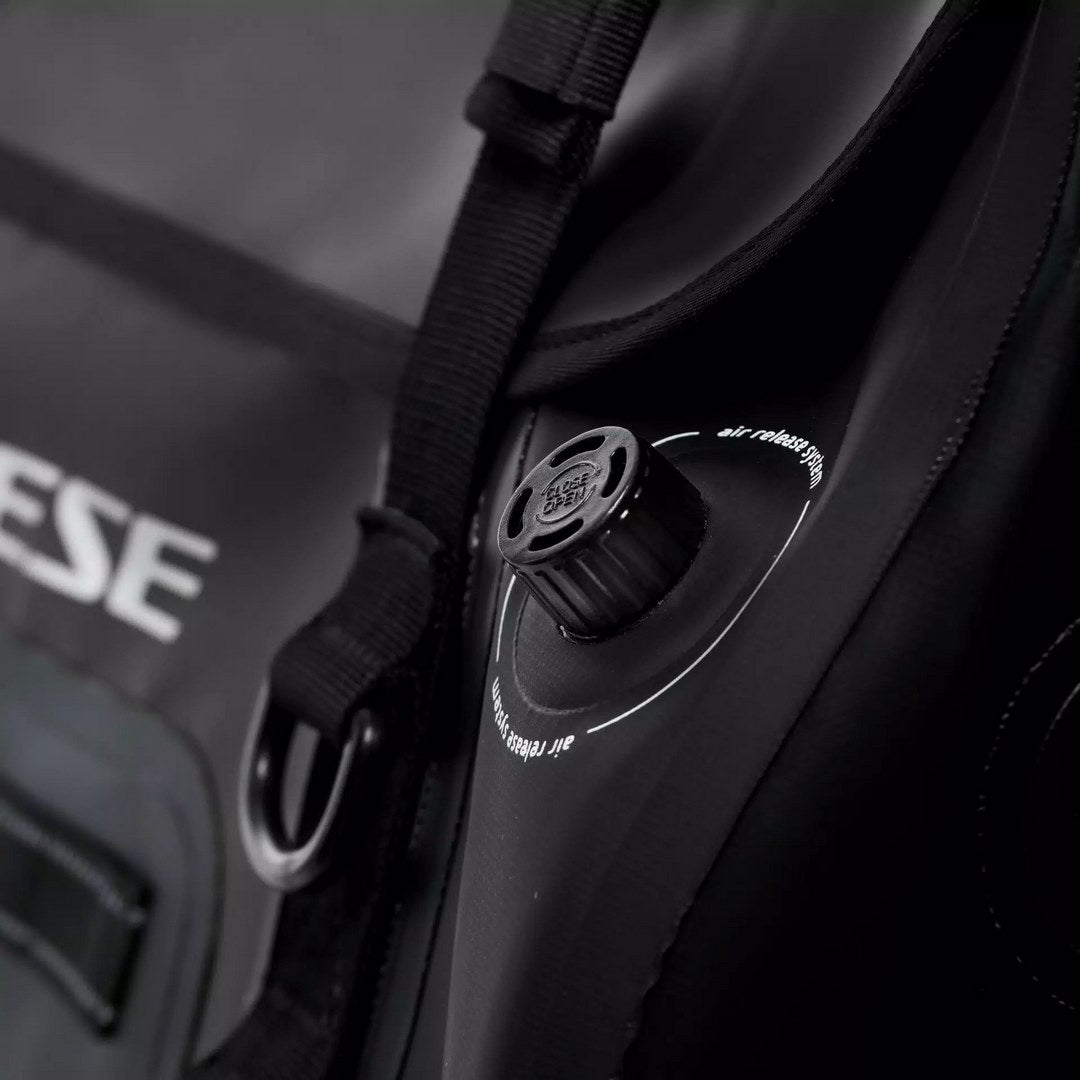 Dainese / ダイネーゼ EXPLORER WP ダッフルバッグ 45L ブラック | 2019800006-001