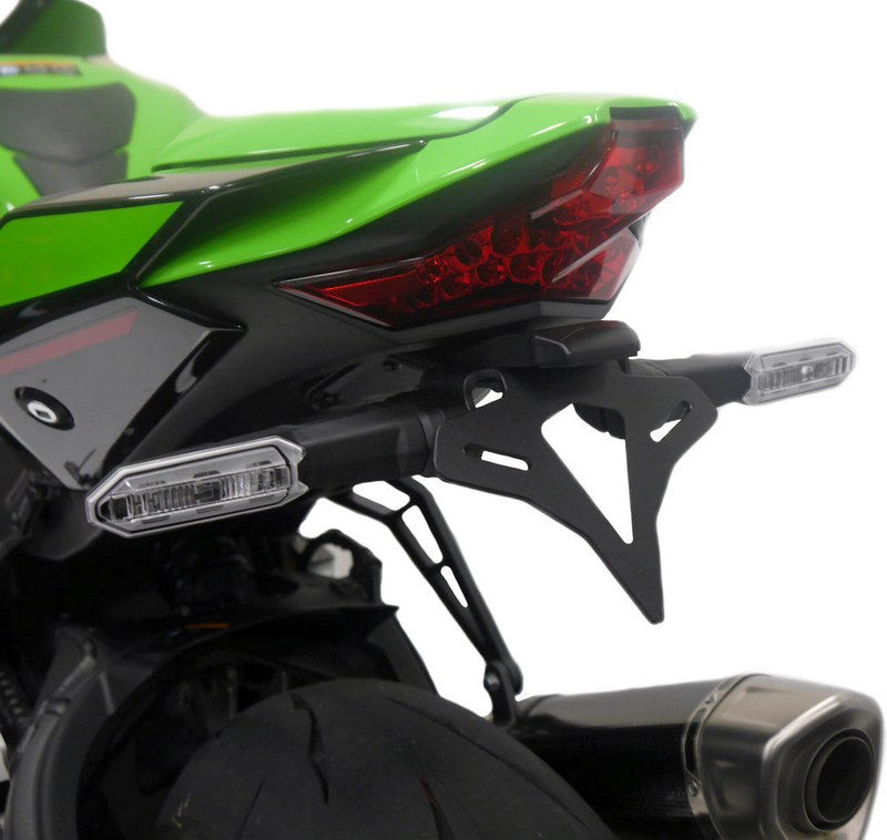 EVOTECH / エヴォテックパフォーマンス テールタイディー (ナンバープレートホルダー) | PRN015459