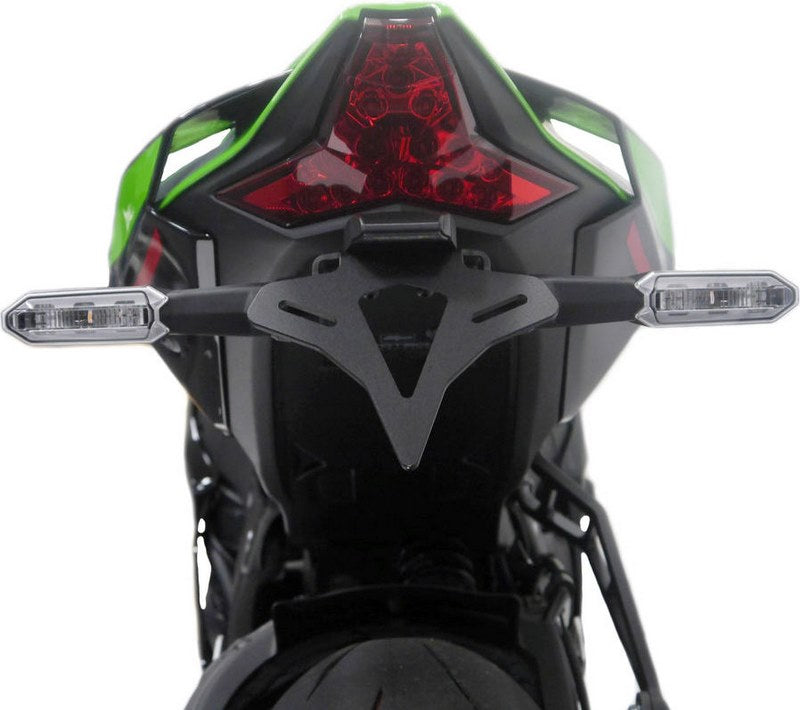 EVOTECH / エヴォテックパフォーマンス テールタイディー (ナンバープレートホルダー) | PRN015459
