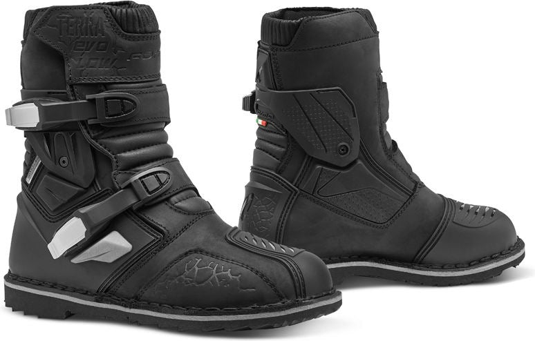 Forma / フォーマ Terra Evo Low Dry Extra Comfort Fit. 防水 ブリーザブル ブラック | FORC53W-99