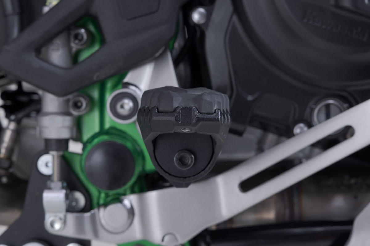 SW-MOTECH / SWモテック EVO Fußrasten-Kit Schwarz. Kawasaki KLE500 / KLE500 SE (26-). | FRS.08.112.10500/B