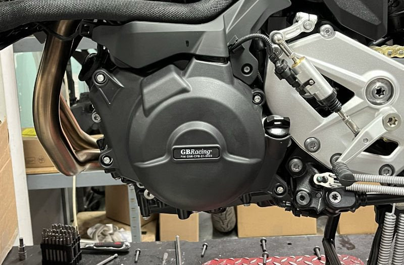 GBRacing / ジービーレーシング F 900 R オルタネーターカバー 2020 | EC-F900R-2020-1-GBR