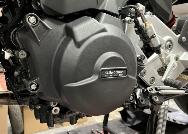 GBRacing / ジービーレーシング F 900 R エンジンカバーセット 2020 | EC-F900R-2020-SET-GBR
