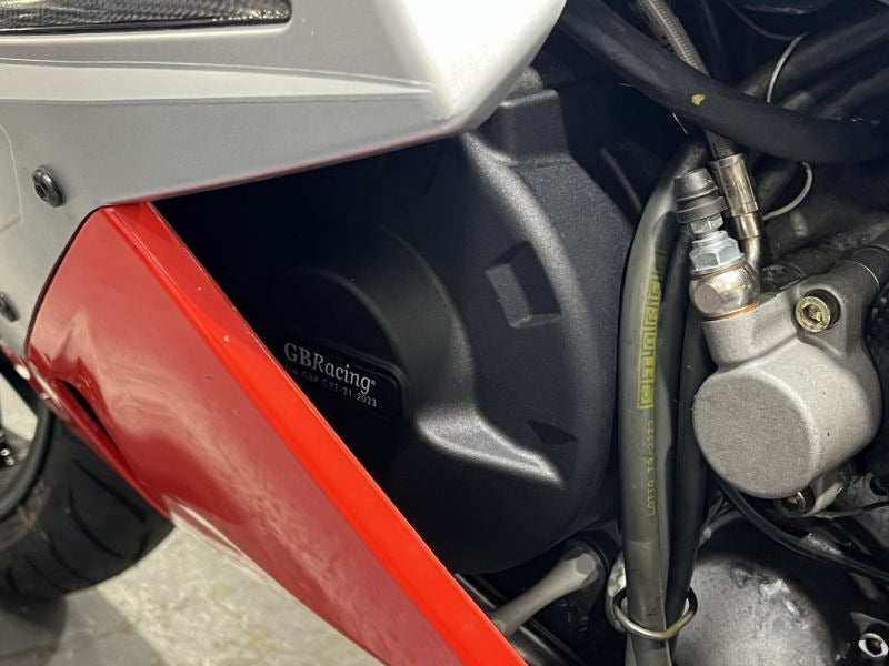 GBRacing / ジービーレーシング RSV 1000 R エンジンカバーセット 2004-2010 | EC-RSV1000-2003-SET-GBR