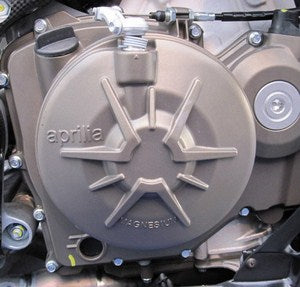 GBRacing / ジービーレーシング クラッチカバー | EC-RSV4-2010-2-GBR
