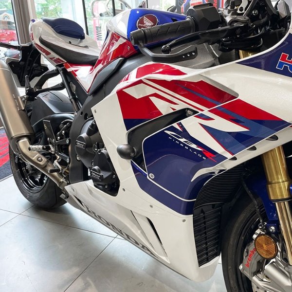 GBRacing / ジービーレーシング CBR1000RR ブレットフレームスライダー 2020-右側 - レース| FS-CBR1000RR-2020-RHS-R