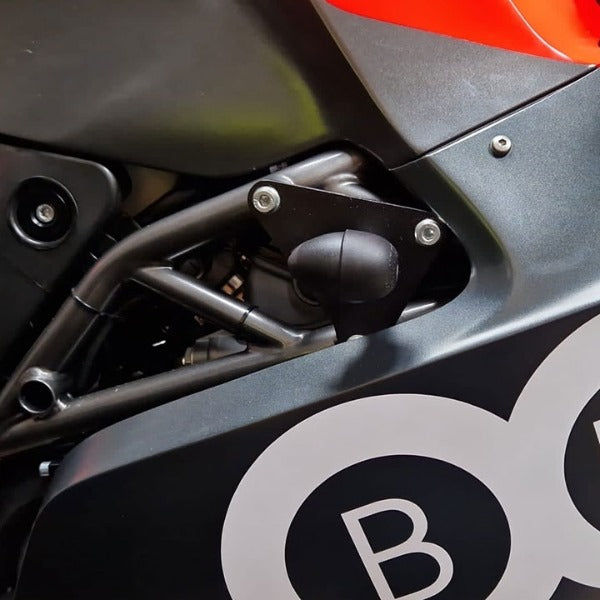 GBRacing / ジービーレーシング Kramer ブレットフレームスライダー 2021-2022-右側 - レース| FS-K890-GP-2022-RHS-R