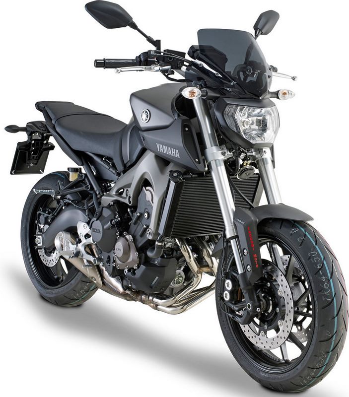 Givi / ジビ スクリーン Yamaha MT-09 14-16 スモーク dim. HxW 285x36 cm フィッティングキット付属 | A2115