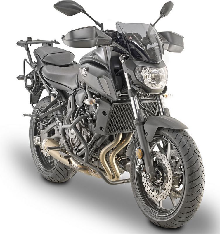Givi / ジビ スクリーン Yamaha MT-07 18-20 スモーク dim. HxW 28x365 cm フィッティングキット付属 | A2140