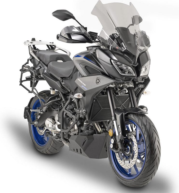 GIVI / ジビ ウインドシールド ティンテッド(スモーク) 550 mm 高さ 465 mm ワイド Yamaha Tracer 900 / 900 GT (18-20) | D2139S
