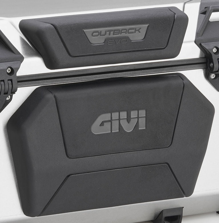 GIVI / ジビ パッセンジャーバックレスト ブラック Trekker Outback(トレッカーアウトバック) EVO 58 L用 | E240