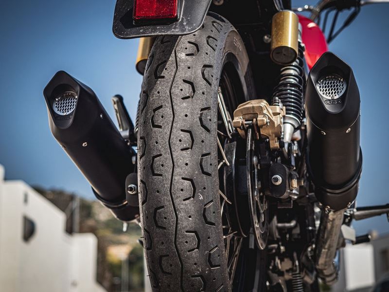 GPR / ジーピーアール Original For Royal E. Interceptor 650 2019/20 E4 Homologated Slip-On Catalized Furore Evo4 Nero | E4.ROY.6.CAT.FNE4
