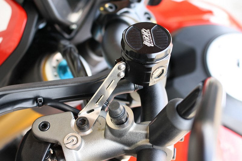 GSGモトテクニック クラッチオイルリザーバー Ducati ハイパーモタード 950 / SP (2019 -) | 3999-B36L-D34