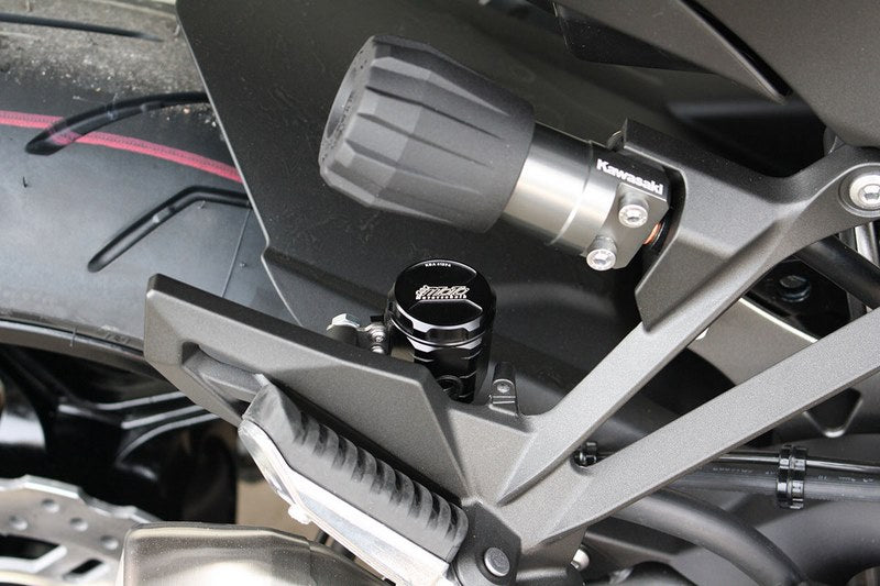 GSGモトテクニック ブレーキオイルリザーバー リア Kawasaki Z 1000 SX (2017 -) | 3999-B37L-K48