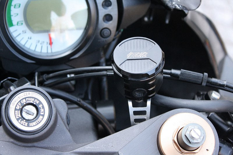 GSGモトテクニック ブレーキオイルリザーバー フロント Kawasaki ZX-10R (2008-2010) | 3999-V38-K41