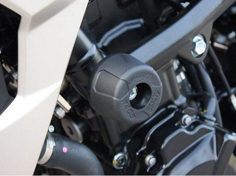 GSGモトテクニック クラッシュパッドセット Suzuki GSR 750 (2011 -) | 40602-S50-DS-SH
