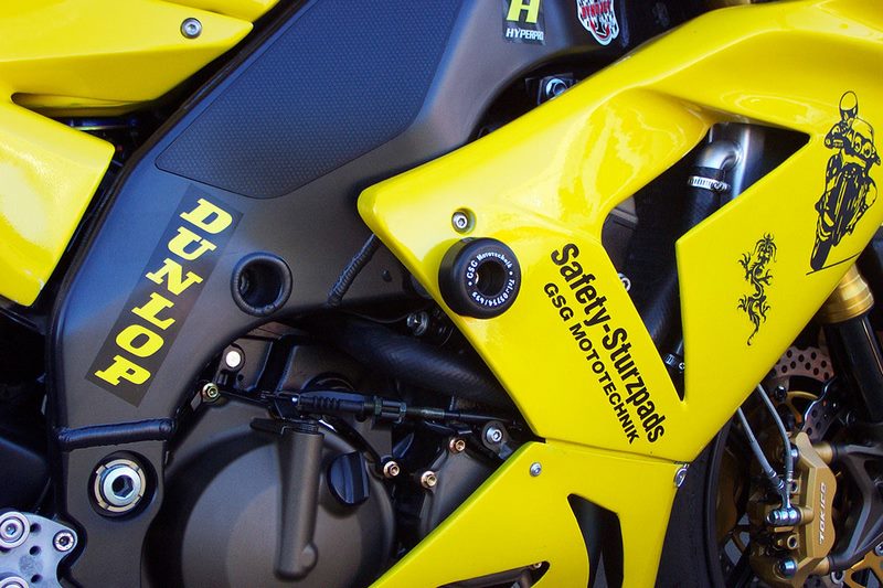 GSGモトテクニック クラッシュパッドセット Kawasaki ZX-10R (2004-2005) ネジ止め | 65380-K27